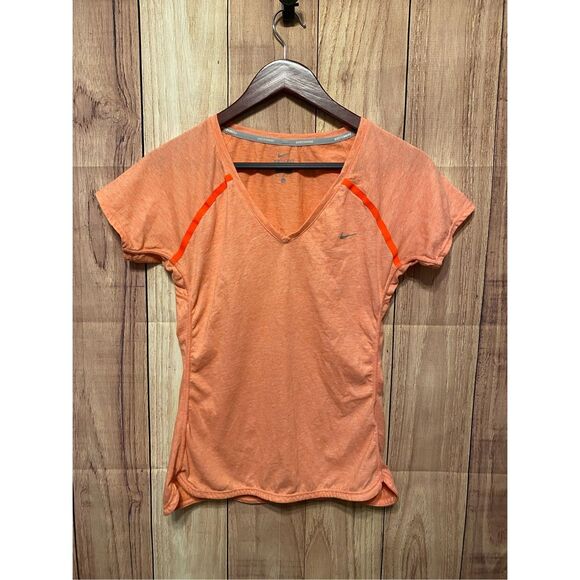 Nike Tops - Nike Medium dri-fit running active wear orange t-shirt zipper pocket women’s